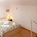Deribas 3*